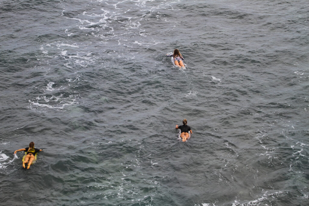 surf trip bali